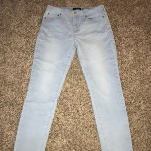 Aeropostale Light Wash Jeans